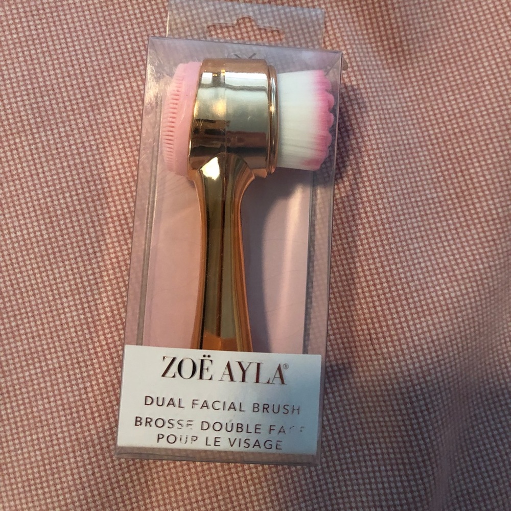 NWT Zoë Ayla Dual Facial Brush. Rose Gold